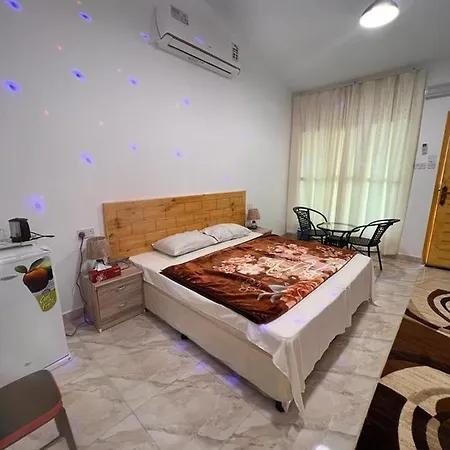السكون لبيوت الضيافة و شاليه Al Sukun For Guest Houses & Chalet Ras al Hadd Exterior photo