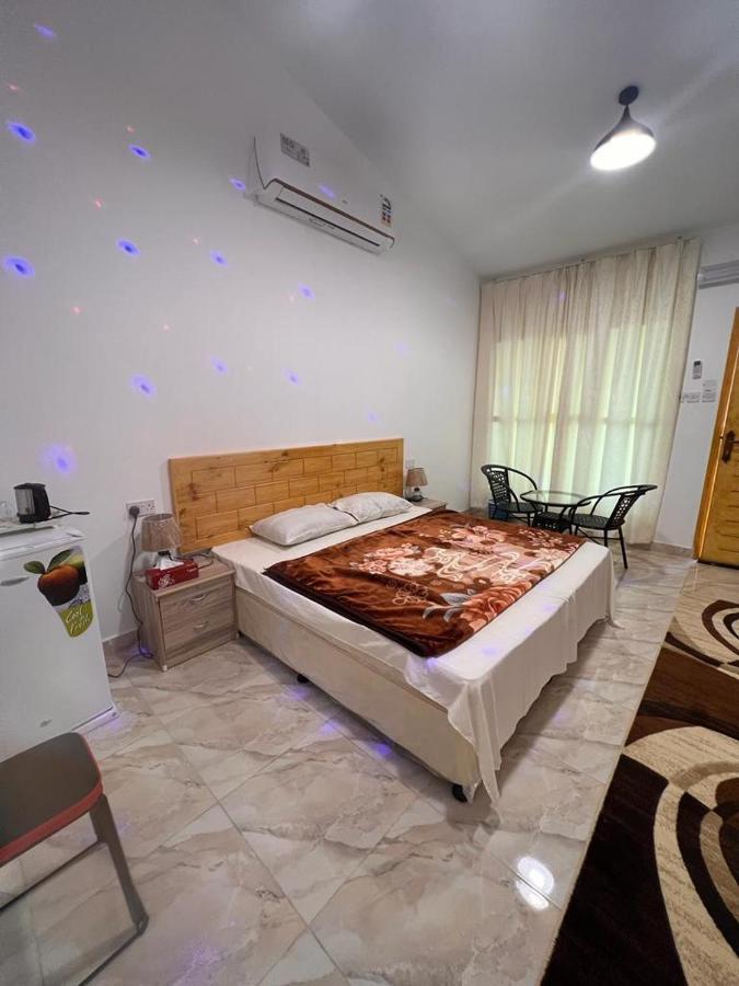السكون لبيوت الضيافة و Al Sukun For & *
